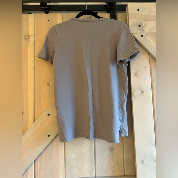 LIKE NEW Zutter Roar Graphic Tee - Picture 4 of 5